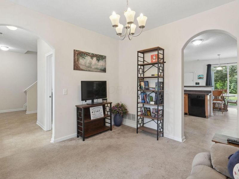 2501 Snowtip Lane, Grove City, OH 43123 Photo 8