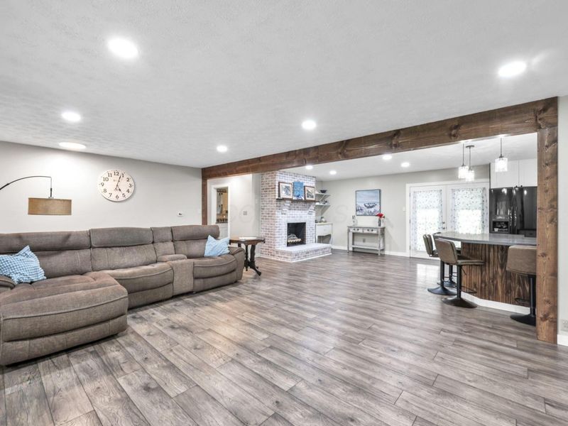 6080 London Groveport Road, Grove City, OH 43123 Photo 13