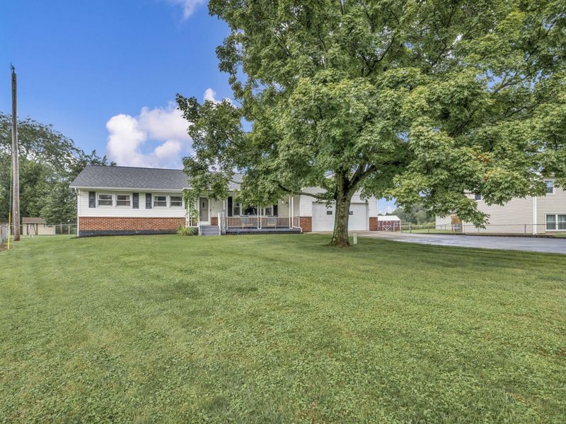 6080 London Groveport Road, Grove City, OH 43123 Photo 2