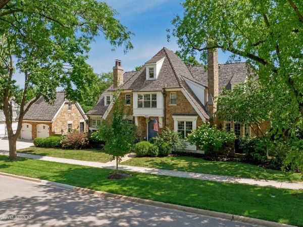 401 S LINCOLN Street , Hinsdale, IL 60521