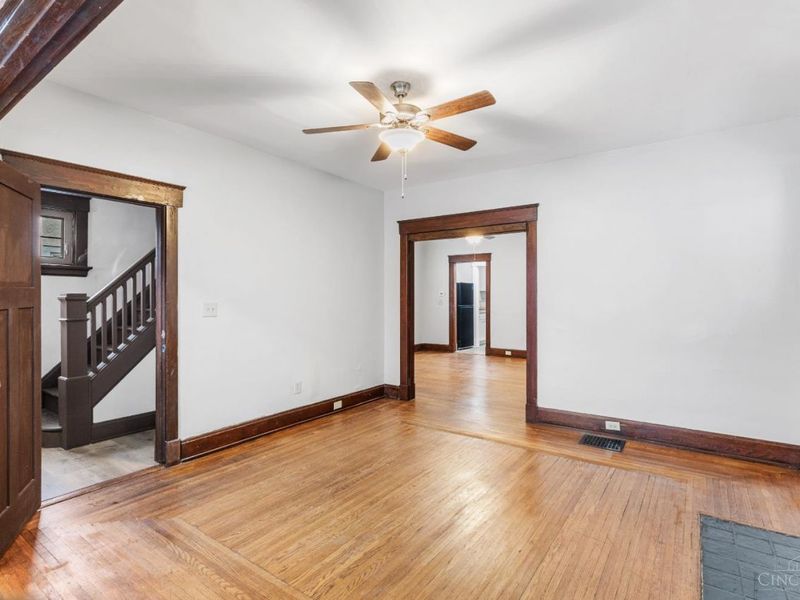 244 Dorchester Avenue, Cincinnati, OH 45219 Photo 3