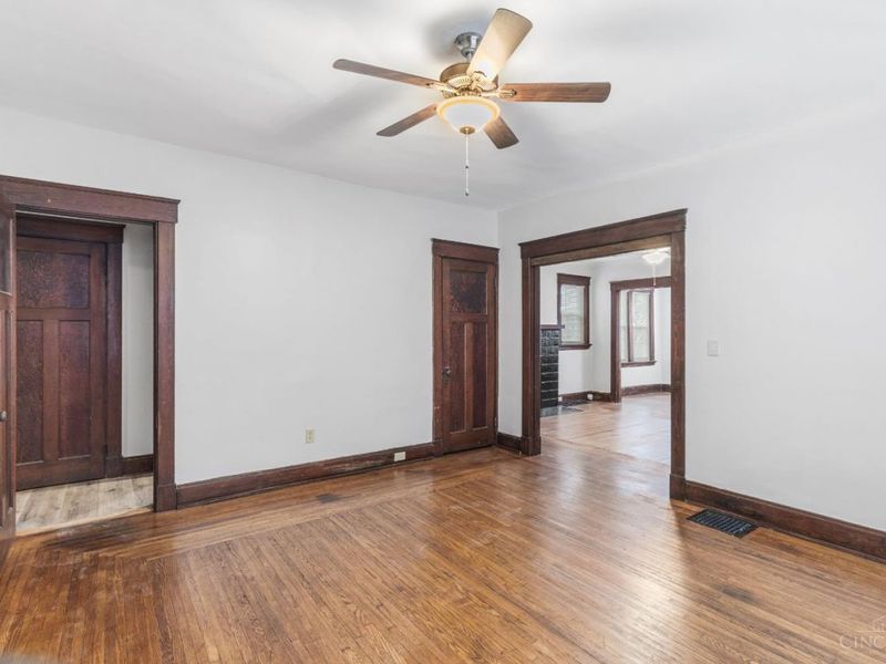 244 Dorchester Avenue, Cincinnati, OH 45219 Photo 7