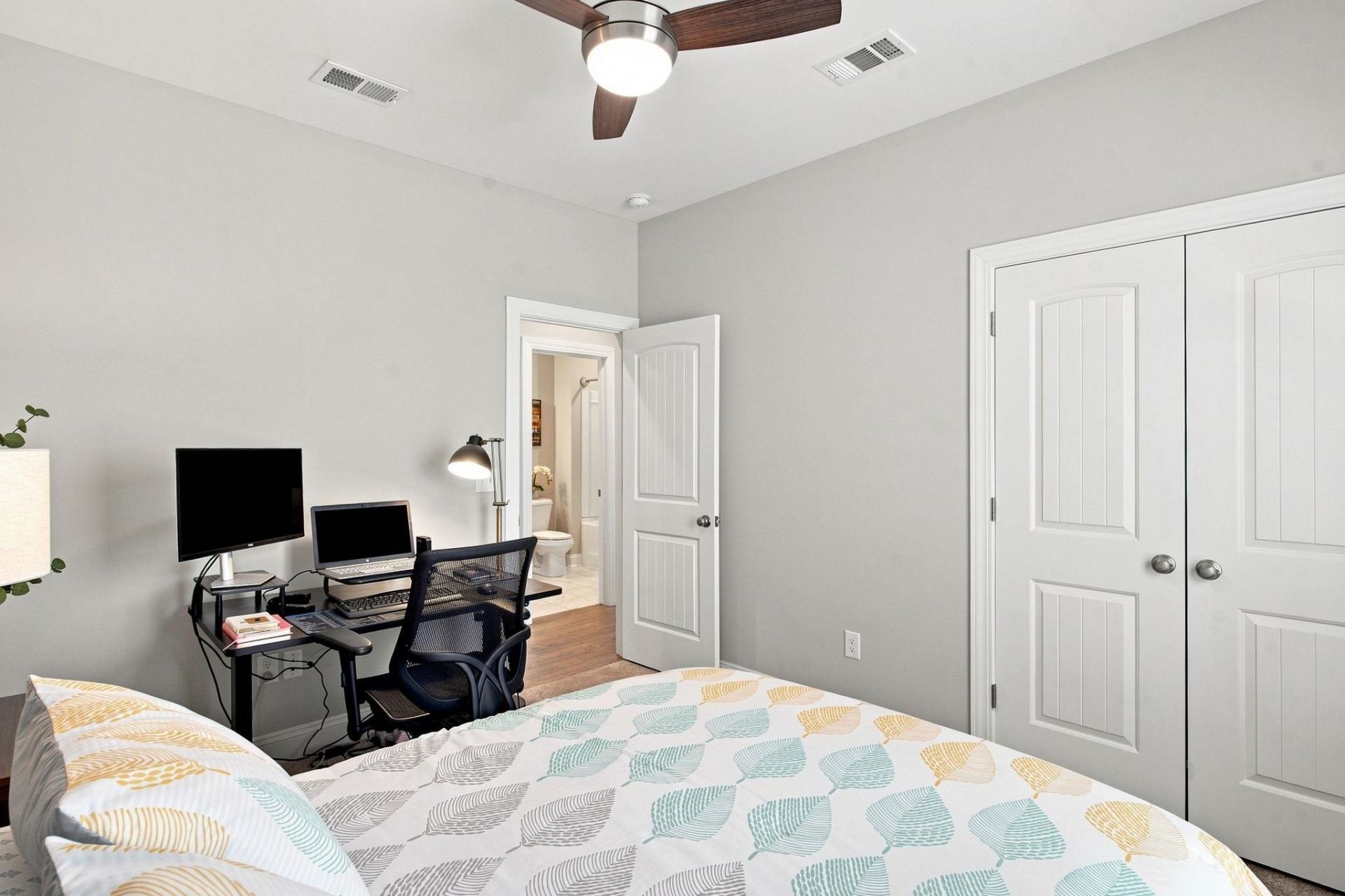 1087 Safe Haven Dr. Photo 29