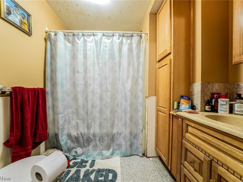 1860 E 298th Street, Wickliffe, OH 44092 Photo 12