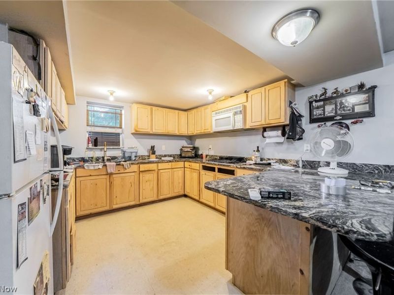 1860 E 298th Street, Wickliffe, OH 44092 Photo 30