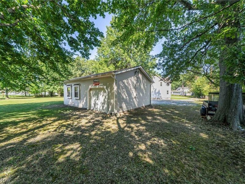 1860 E 298th Street, Wickliffe, OH 44092 Photo 32