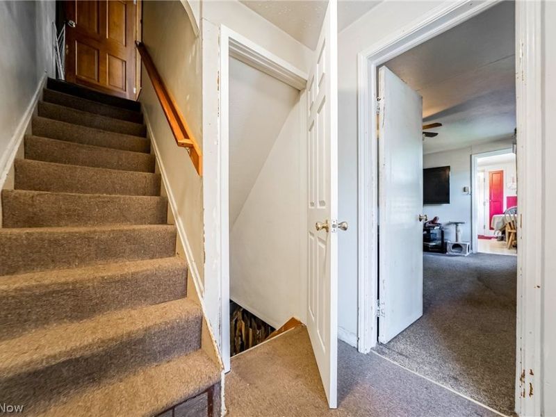 1860 E 298th Street, Wickliffe, OH 44092 Photo 5