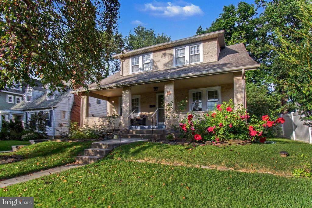 1435 LAWNDALE ROAD, HAVERTOWN, PA 19083