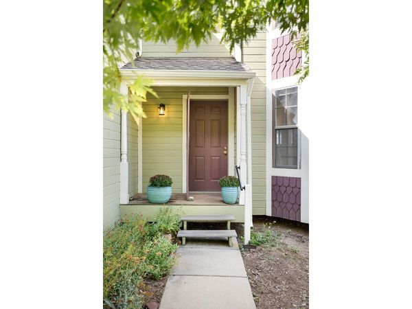 521 W Sycamore Cir, Louisville, CO 80027