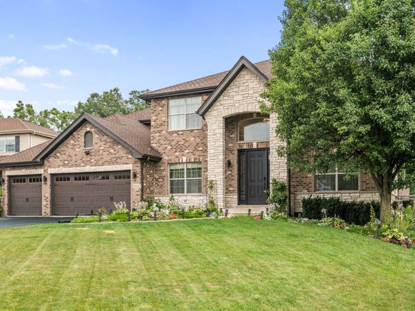 17933 S Beechwood Court , Lockport, IL 60441