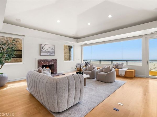 1554 E Oceanfront, Newport Beach, CA 92661
