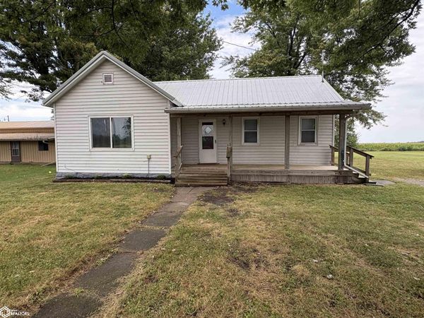 405 E Pleasant, Cincinnati, IA 52549