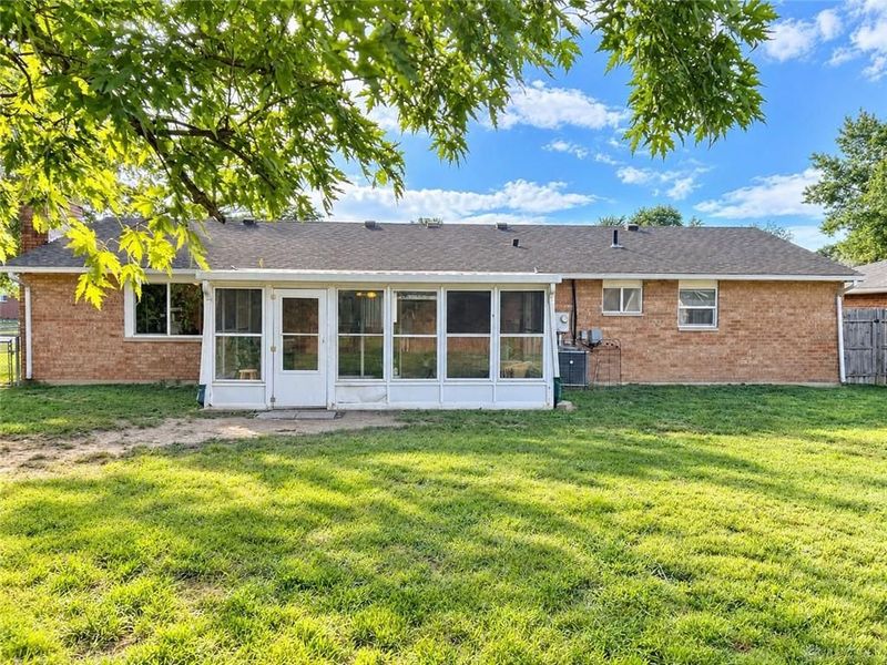 2403 New Castle Drive, Troy, OH 45373 Photo 23