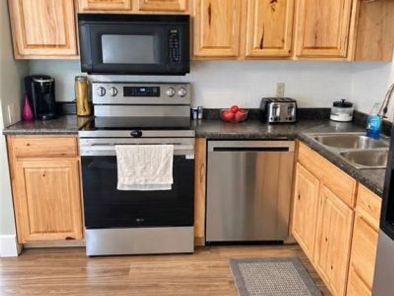 2403 New Castle Drive, Troy, OH 45373 Photo 7