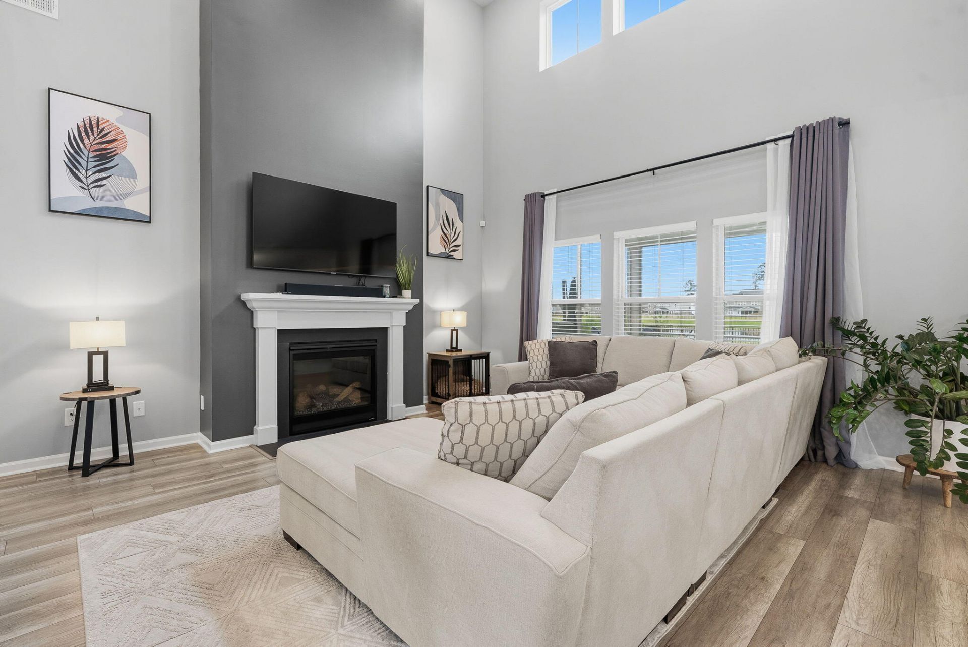 499 Richfield Way Photo 10