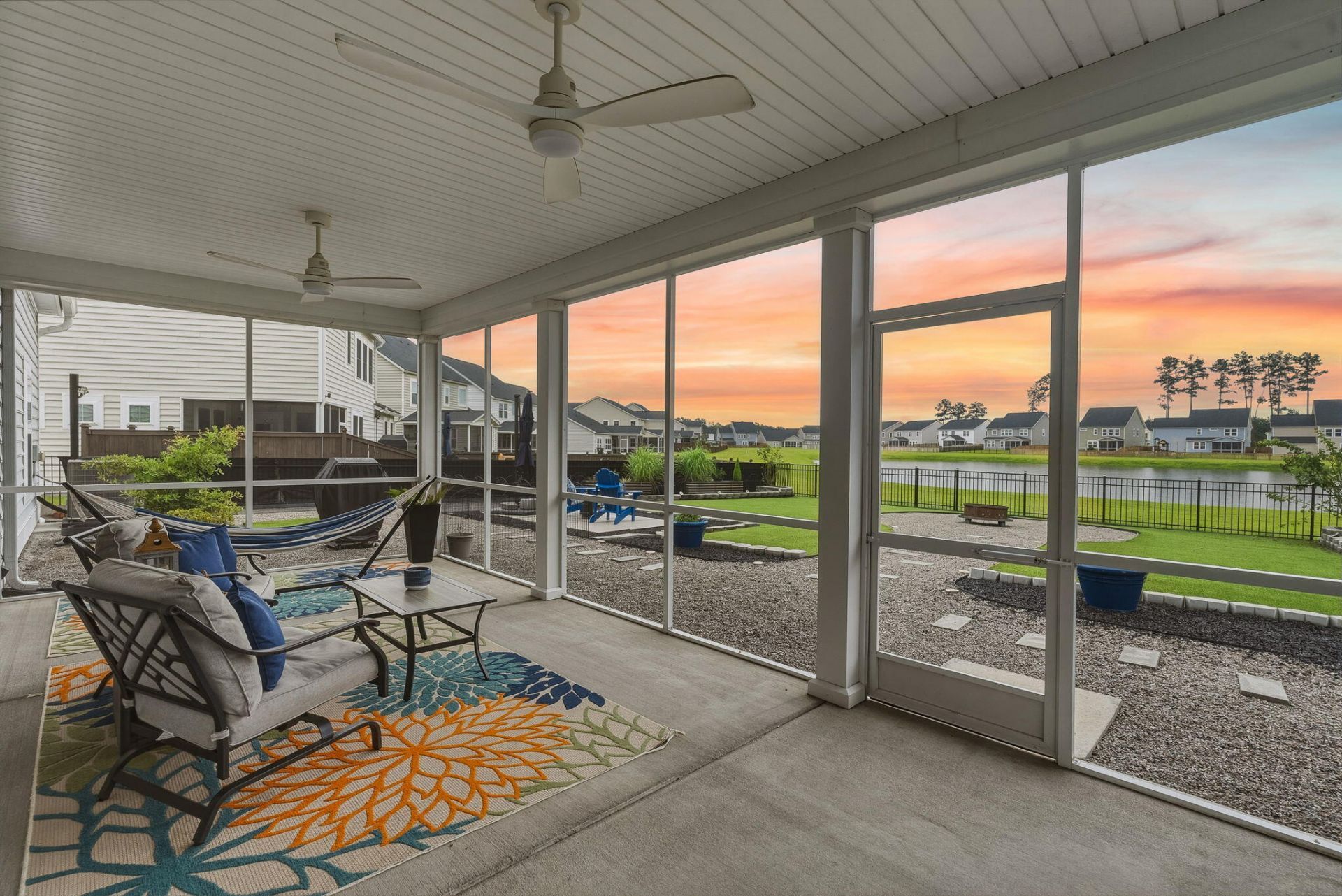 499 Richfield Way Photo 8