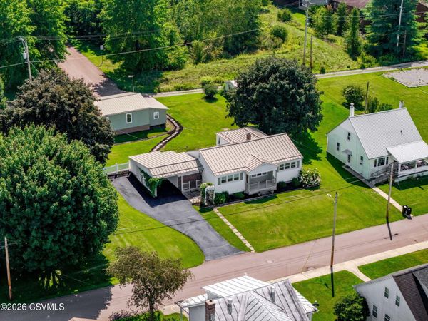 209 E WALNUT Street, Millville, PA 17846