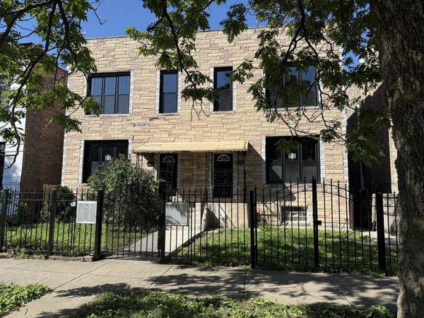 3312 W Le Moyne Street , Unit 1, Chicago, IL 60651