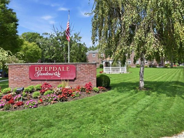 25502 61st Avenue , Unit 3-902, Little Neck, NY 11362