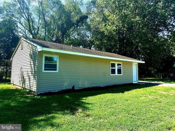 6 WASHINGTON PLACE, DOVER, DE 19901