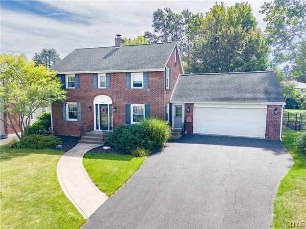418 Radcliffe Road , Syracuse, NY 13214