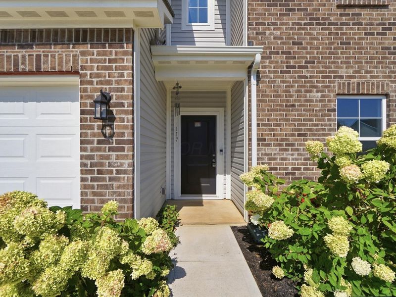 117 Clarett Court, Englewood, OH 45322 Photo 2