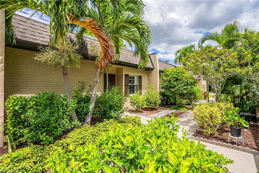 6300 S Pointe Blvd, Unit 327, Fort Myers, FL 33919 Photo
