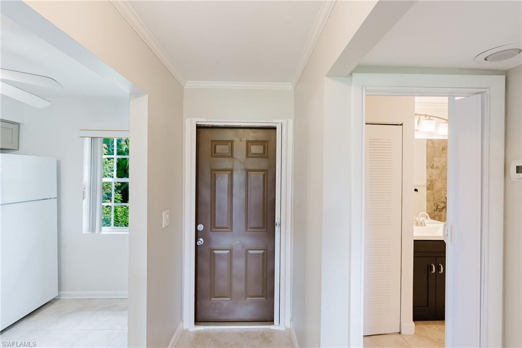 6300 S Pointe Blvd, Unit 327, Fort Myers, FL 33919 Photo