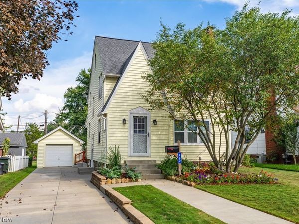 440 Wabash Avenue S, Brewster, OH 44613