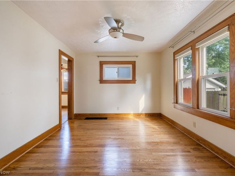 440 Wabash Avenue S, Brewster, OH 44613 Photo 13