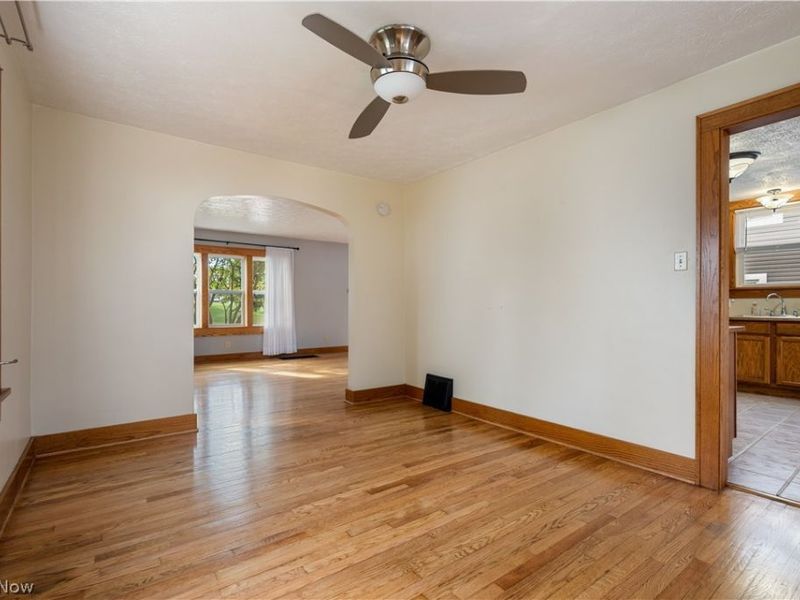 440 Wabash Avenue S, Brewster, OH 44613 Photo 14
