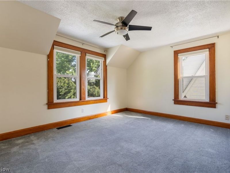440 Wabash Avenue S, Brewster, OH 44613 Photo 27