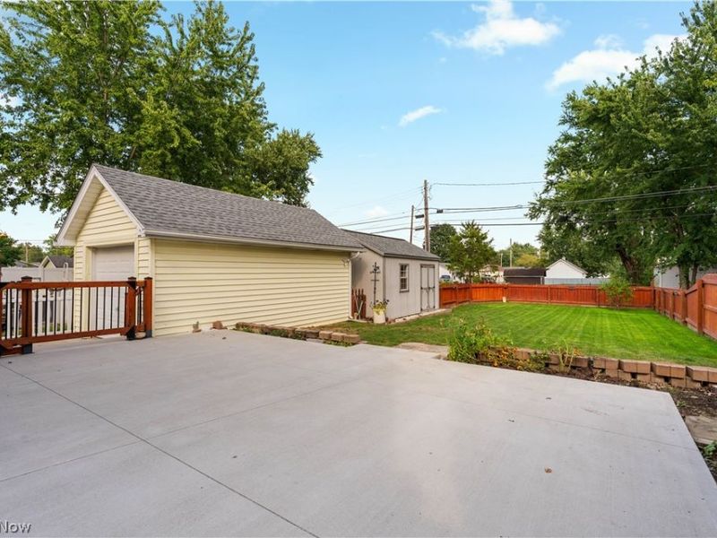 440 Wabash Avenue S, Brewster, OH 44613 Photo 42