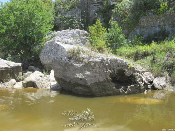 TBD 15.117 Scenic Loop, Pipe Creek, TX 78063