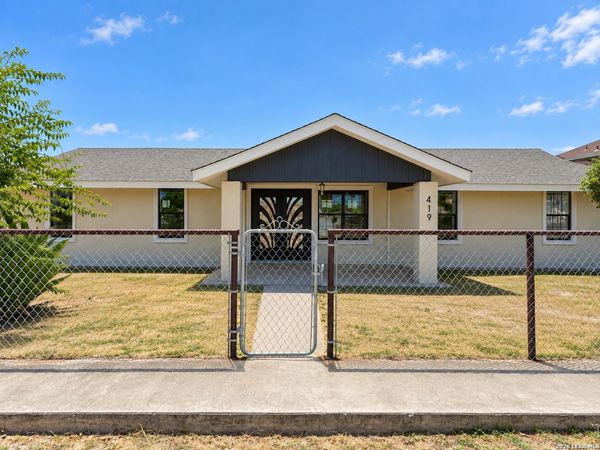 419 CANDELARIO MONTALVO, Eagle Pass, TX 78852