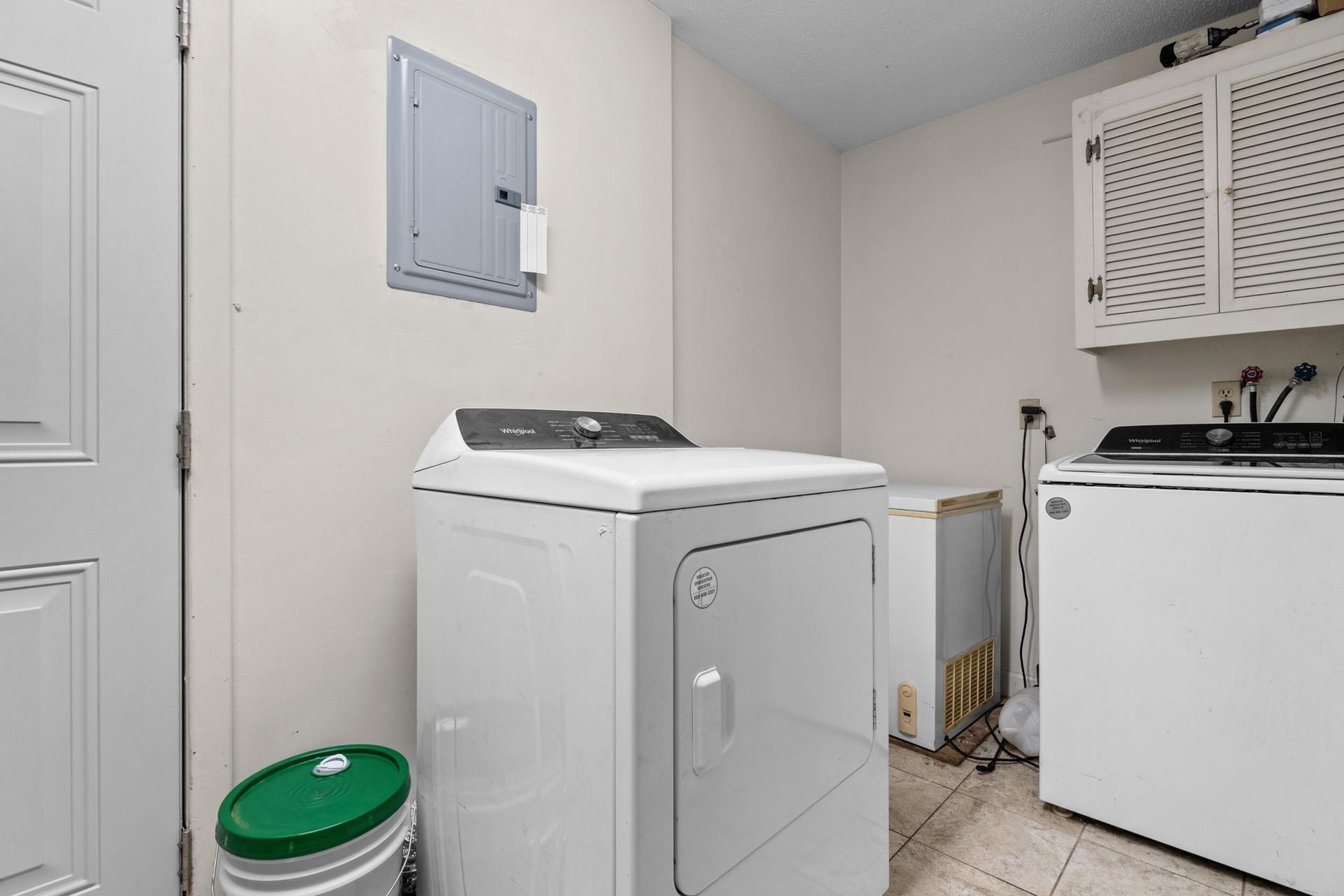 1425 Sifly Road Photo 20