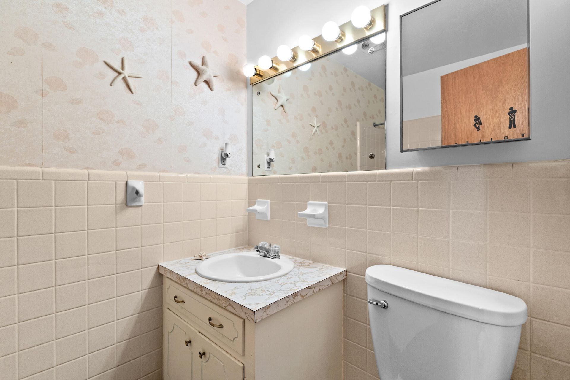 1425 Sifly Road Photo 32