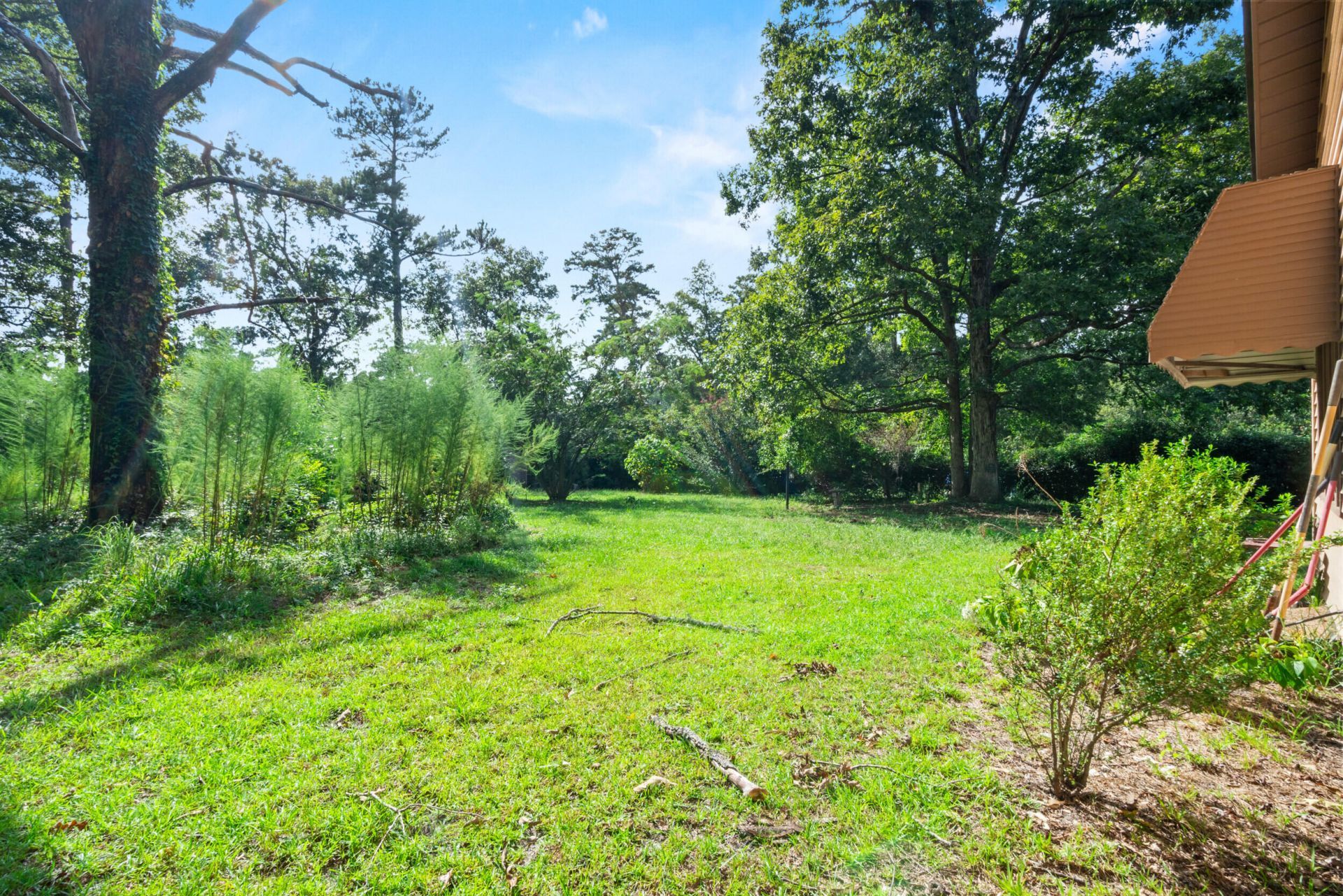1425 Sifly Road Photo 40