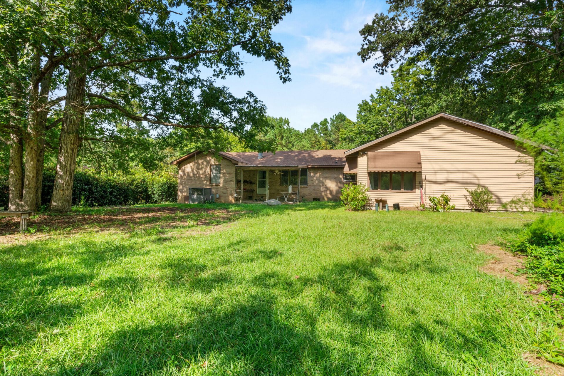 1425 Sifly Road Photo 43