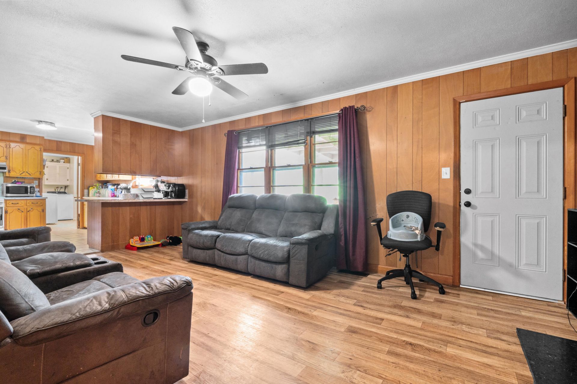 1425 Sifly Road Photo 6