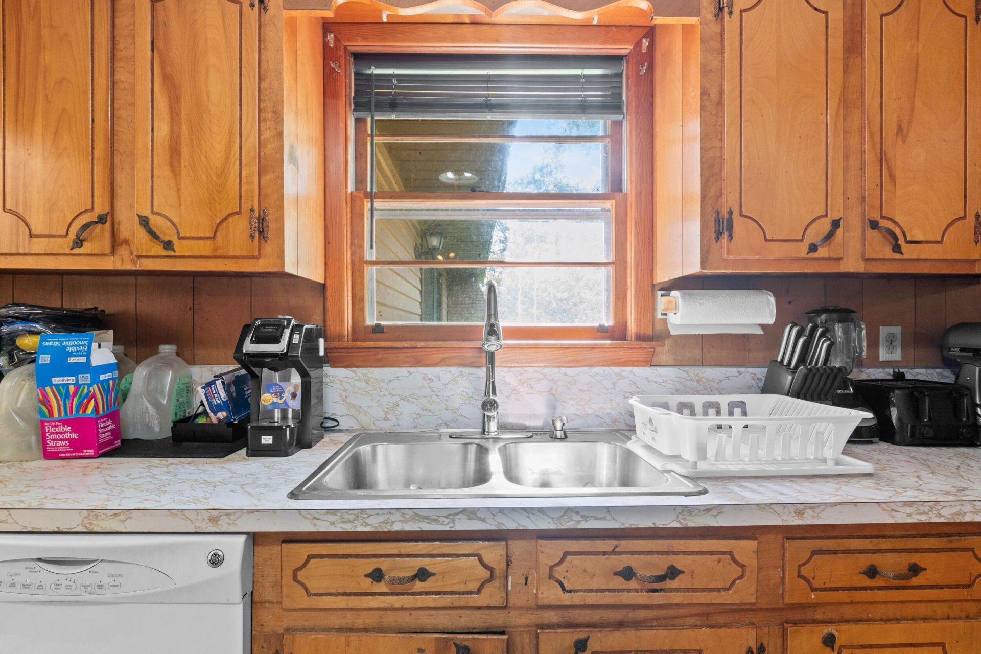1425 Sifly Road Photo 9