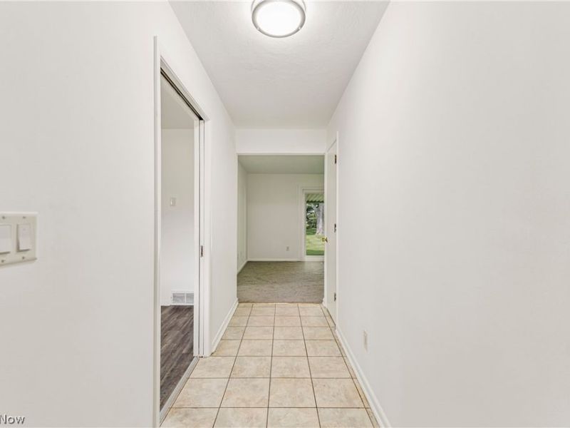 460 Long Street , Amherst, OH 44001 Photo 16