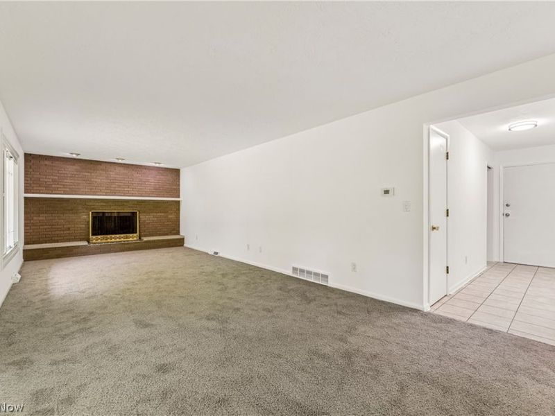 460 Long Street , Amherst, OH 44001 Photo 3