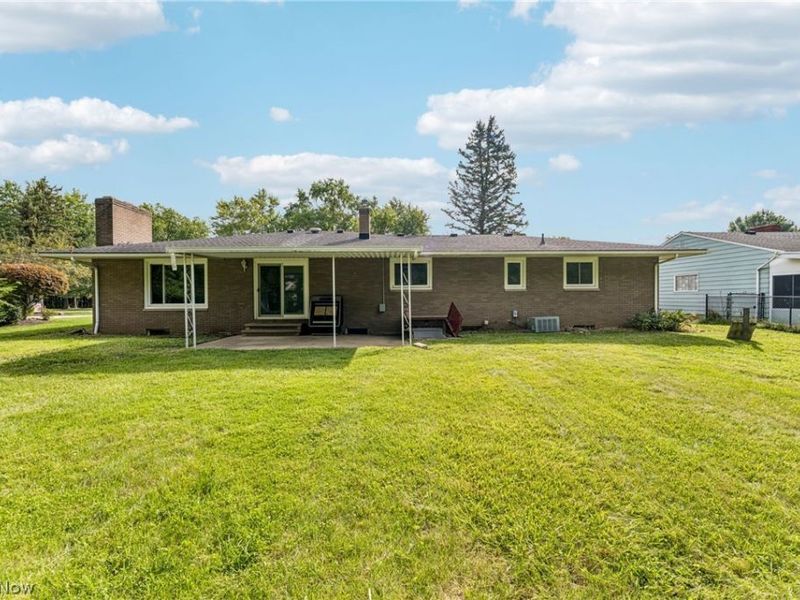 460 Long Street , Amherst, OH 44001 Photo 33