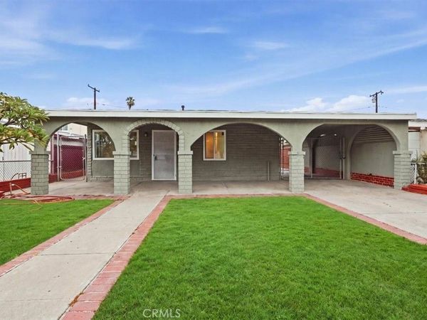 2470 Webster, Long Beach, CA 90810