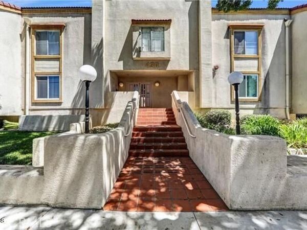 430 N Holliston Avenue, Unit 103, Pasadena, CA 91106
