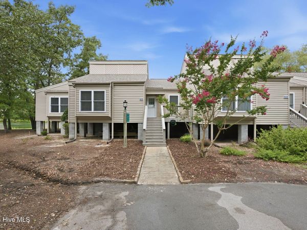 7211 Windward Drive, New Bern, NC 28560