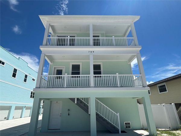 709 GULF BOULEVARD , INDIAN ROCKS BEACH, FL 33785