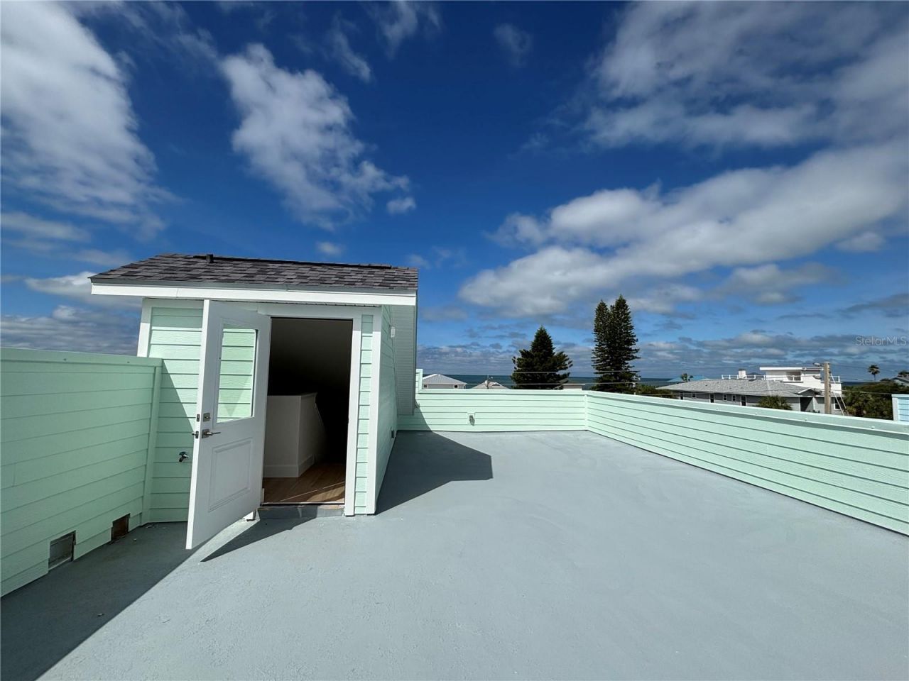 709 Gulf Boulevard, Indian Rocks Beach, FL 33785 Photo