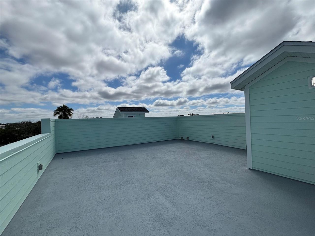709 Gulf Boulevard, Indian Rocks Beach, FL 33785 Photo